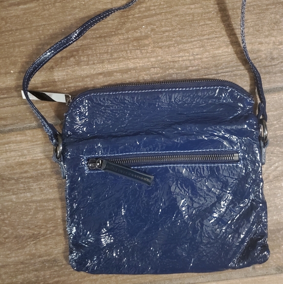 Hobo International Navy Blue Patent Leather Fold Over Shoulder Bag. - Picture 7 of 16